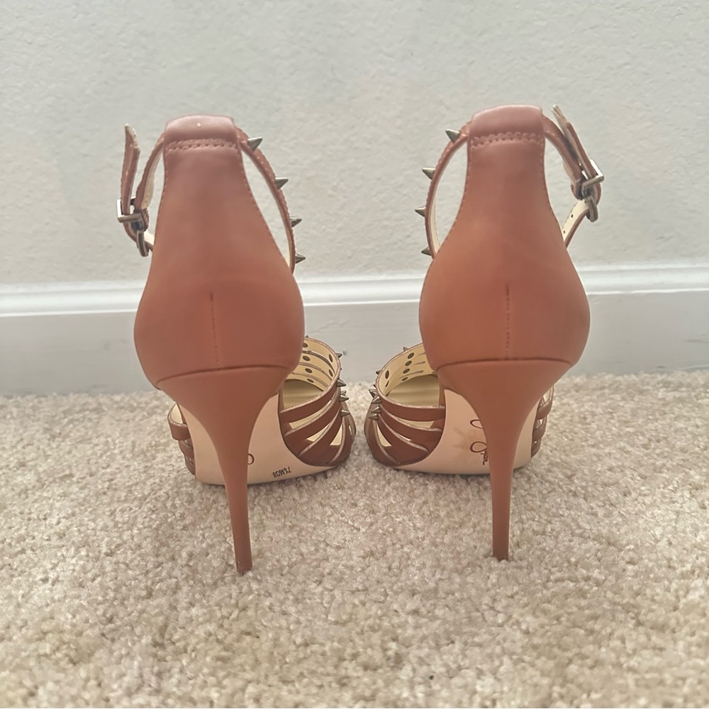 JESSICA SIMPSON Cognac Brown Studded Heels - Picture 5 of 7